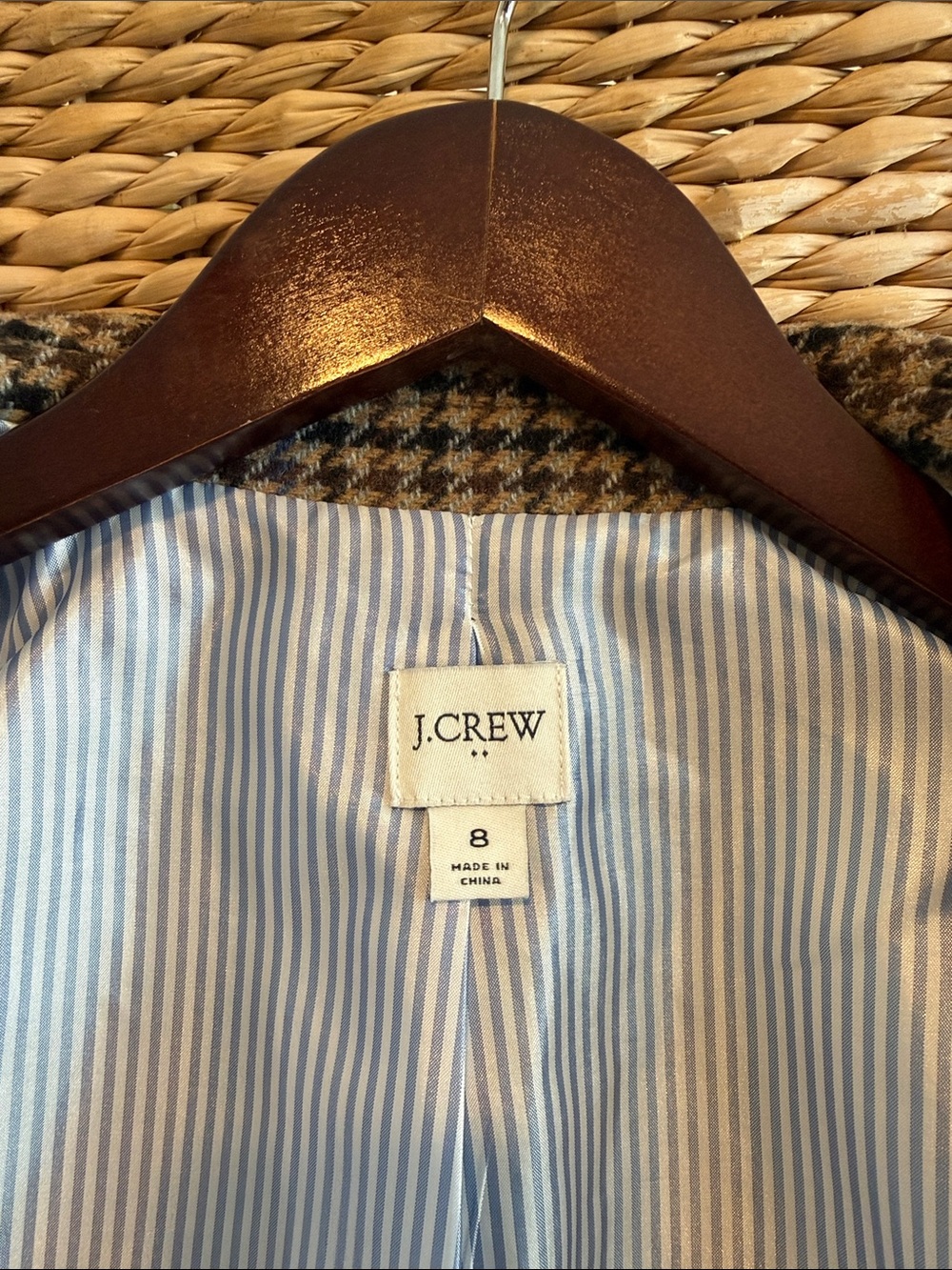 J. CREW Wool-Blend Schoolboy Blazer in Brown Houndstooth, 8 - Picture 3 of 10